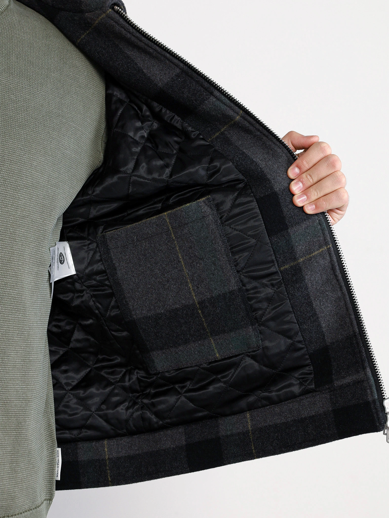 Куртка драповая темно-серого цвета в клетку